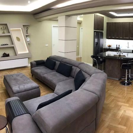 Finer Things Flisvos Beach Condo In Palaio Faliro 雅典 外观 照片