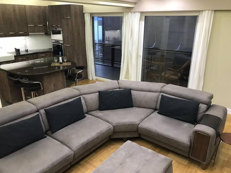 Finer Things Flisvos Beach Condo In Palaio Faliro 雅典 外观 照片