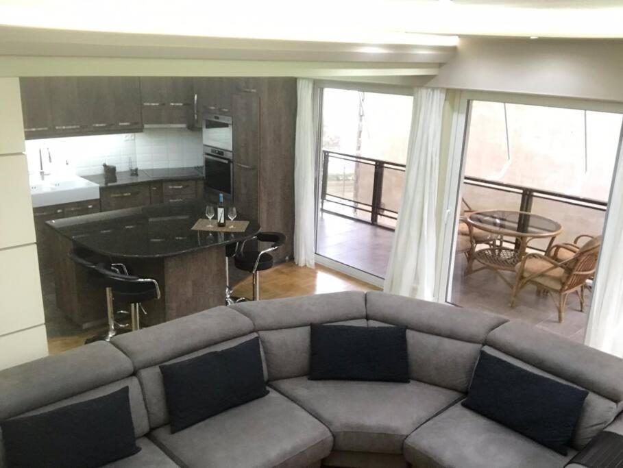 Finer Things Flisvos Beach Condo In Palaio Faliro 雅典 外观 照片