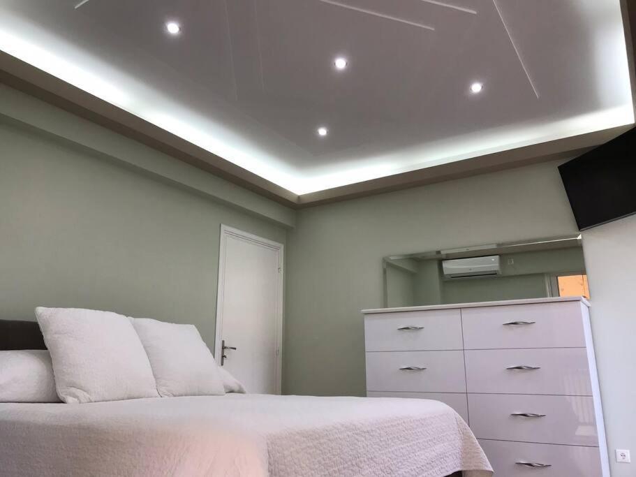 Finer Things Flisvos Beach Condo In Palaio Faliro 雅典 外观 照片