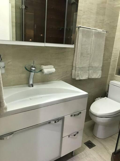 Finer Things Flisvos Beach Condo In Palaio Faliro 雅典 外观 照片
