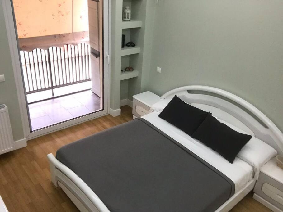 Finer Things Flisvos Beach Condo In Palaio Faliro 雅典 外观 照片
